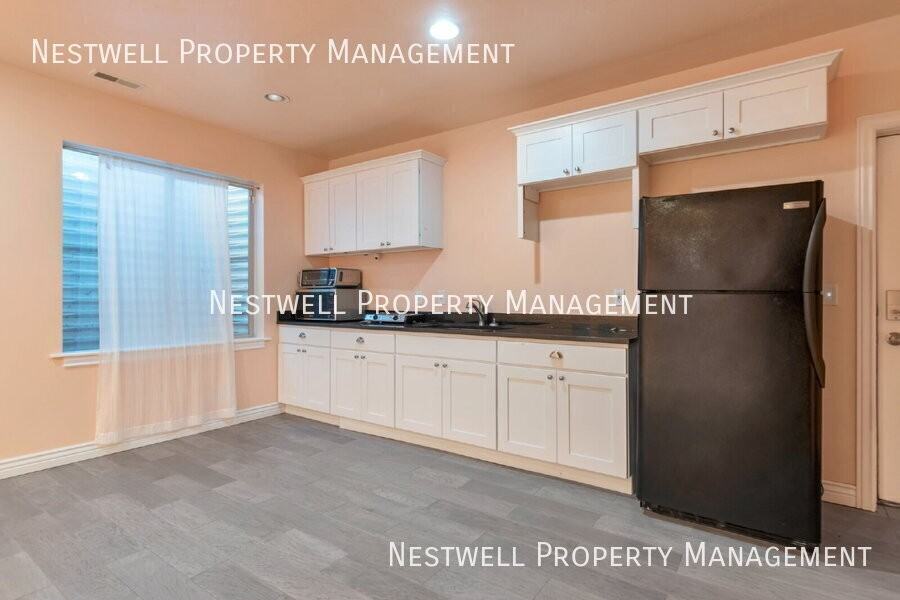 10552 S Crest Haven Ct #B - Photo 3 of 14