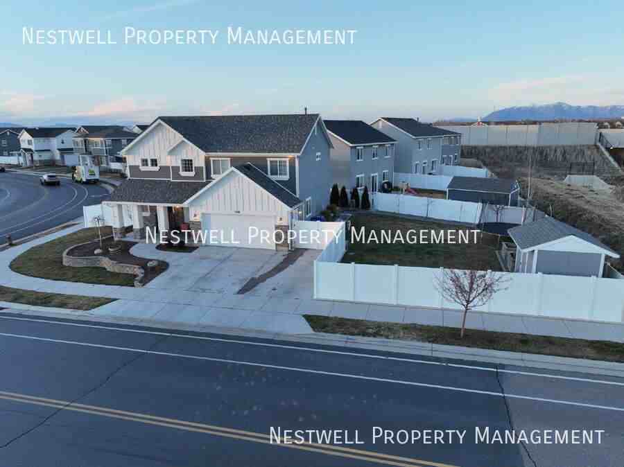 1508 W Waterfront Dr - Photo 3 of 50