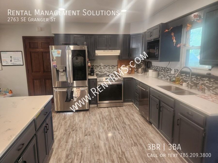 2763 Se Granger St - Photo 6 of 22