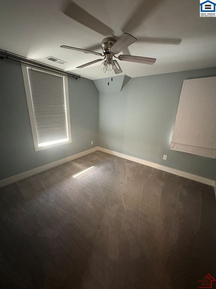 5906A Carl Pl - Photo 5 of 10