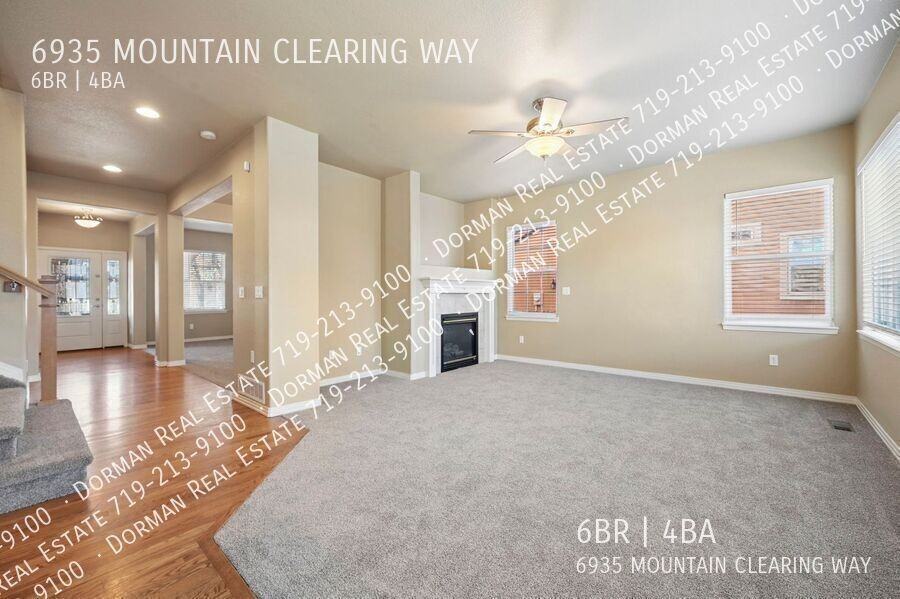 6935 Mountain Clearing Way - Photo 7 of 37