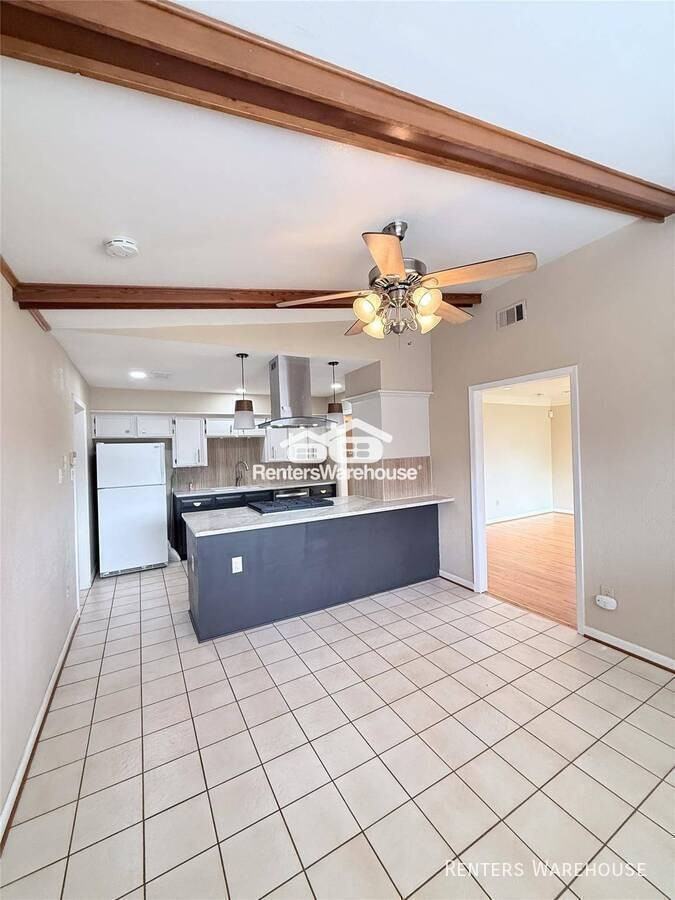 9506 Carousel Ln - Photo 6 of 31