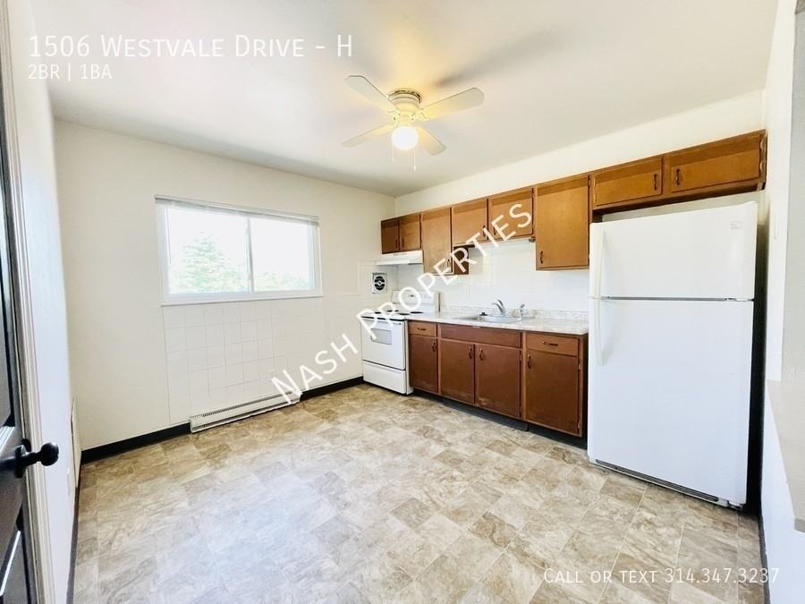 1506 Westvale Dr #H - Photo 2 of 5