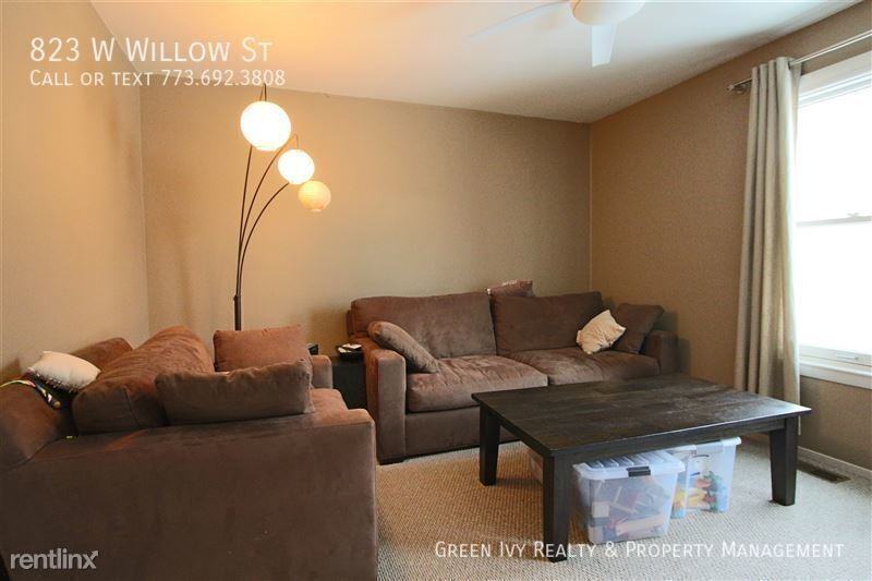 823 W Willow St - Photo 7 of 15