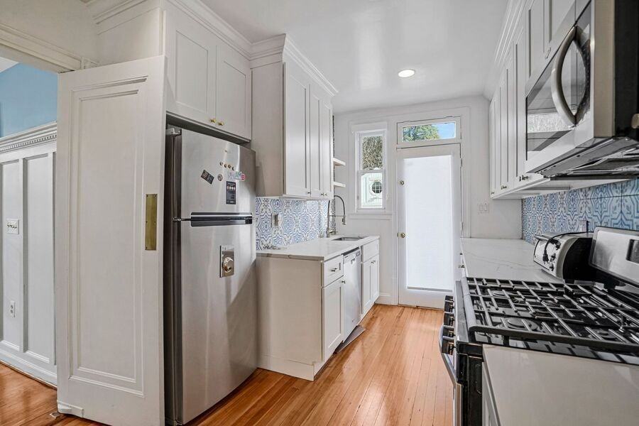 5309 14th St Nw - Photo 4 of 48
