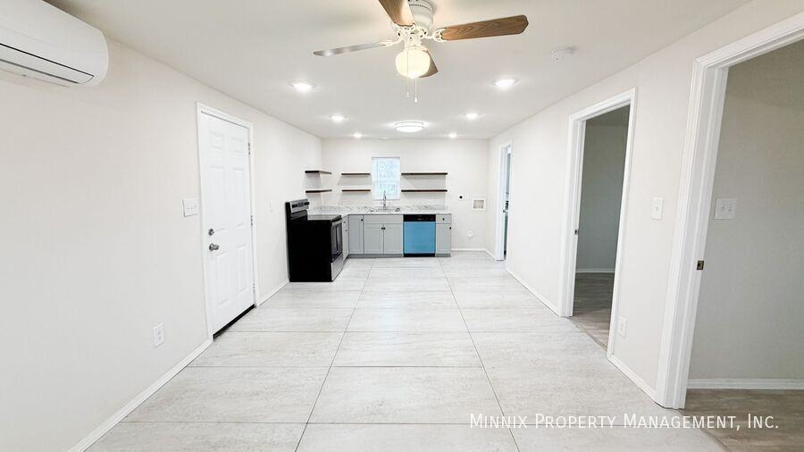 3108 Avenue U - Photo 2 of 16