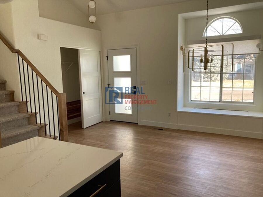 10047 Deer Creek St - Photo 2 of 25