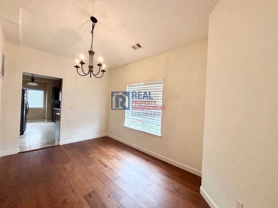 4568 S Auckland Ct - Photo 3 of 15