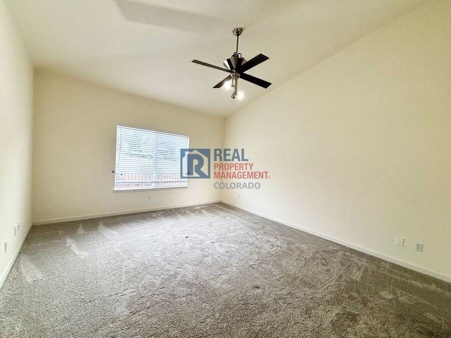 4568 S Auckland Ct - Photo 6 of 15