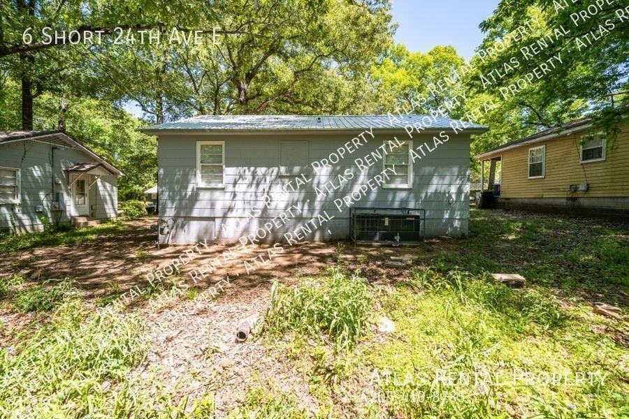 6 Short 24th Ave E - Photo 4 of 19