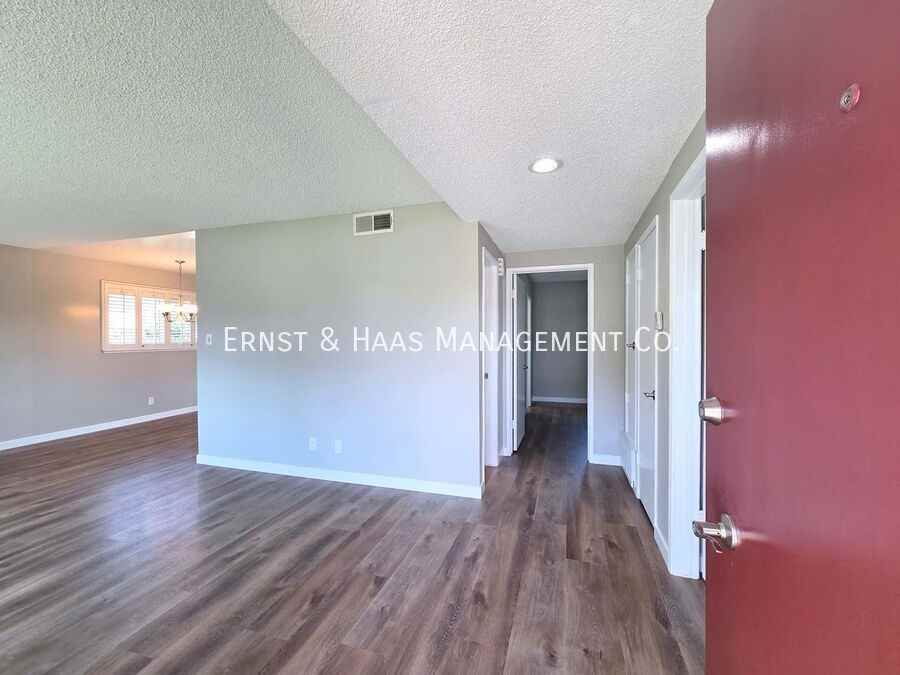 3610 Country Club Dr - Photo 2 of 23