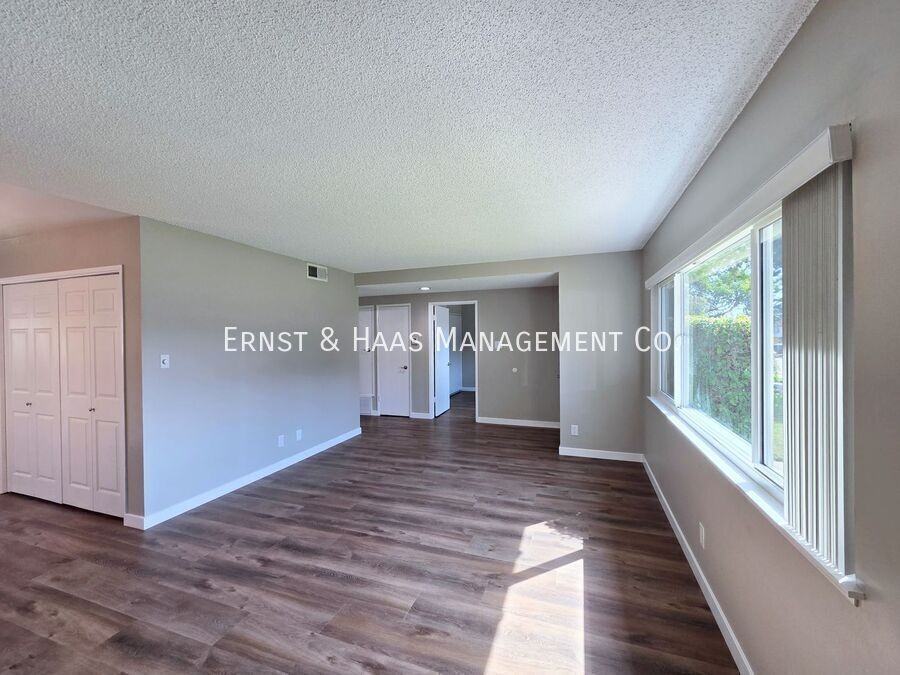 3610 Country Club Dr - Photo 4 of 23