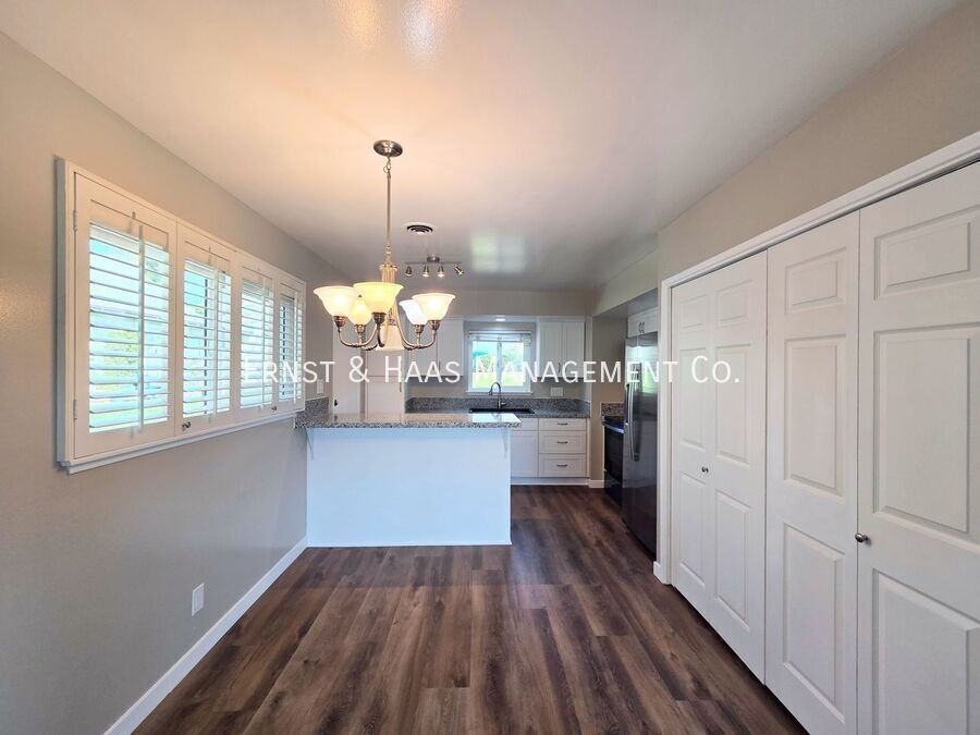 3610 Country Club Dr - Photo 7 of 23