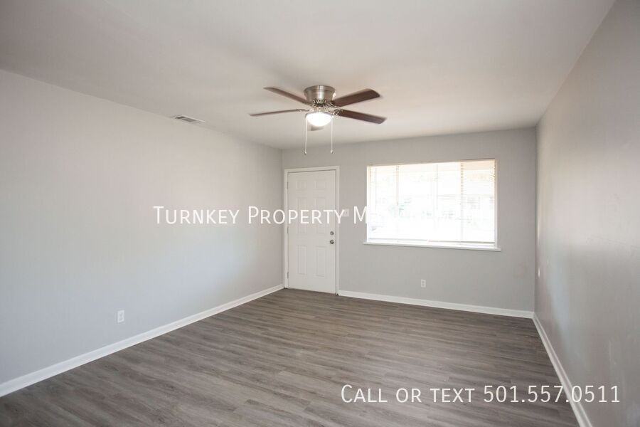 9308 Lew Dr - Photo 5 of 7