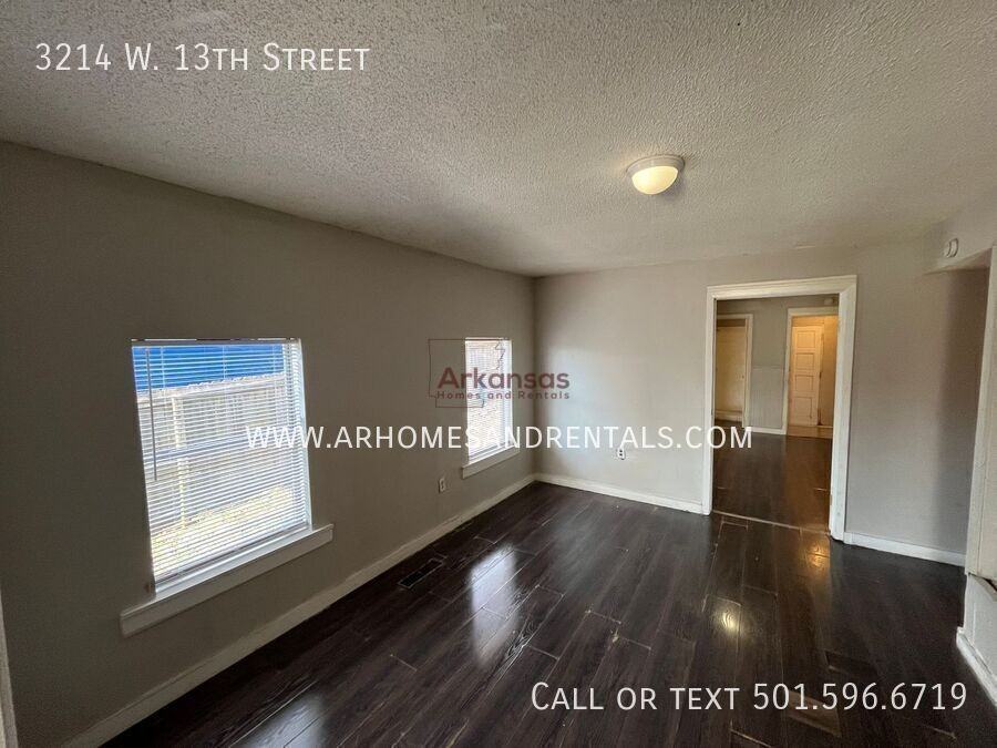 3214 W 13th St - Photo 7 of 12