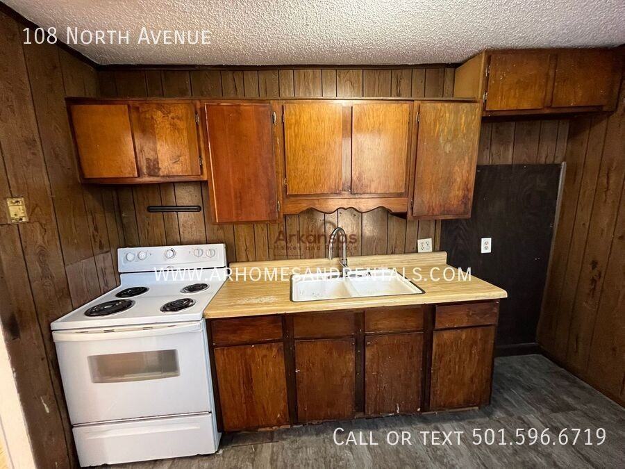 108 North Ave - Photo 6 of 11