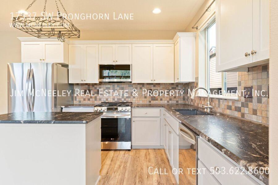 17537 Sw Pronghorn Ln - Photo 4 of 33