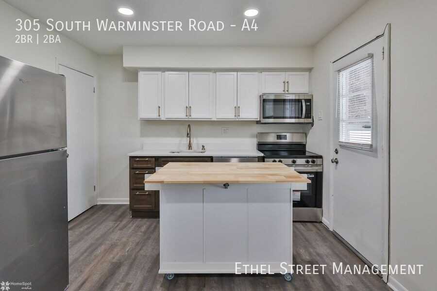 305 S Warminster Rd #A4 - Photo 4 of 27