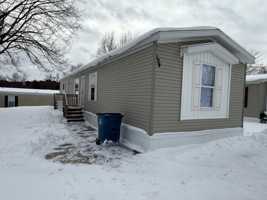 featured image of 124 Campbell Dr