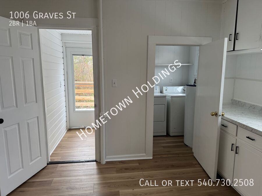 1006 Graves St - Photo 2 of 7