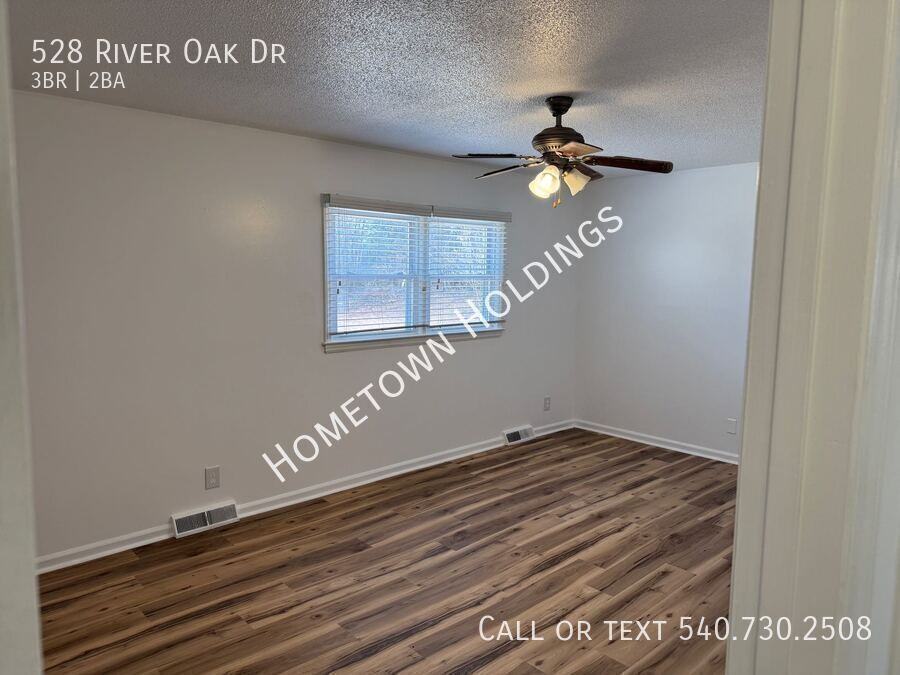 528 River Oak Dr - Photo 4 of 12
