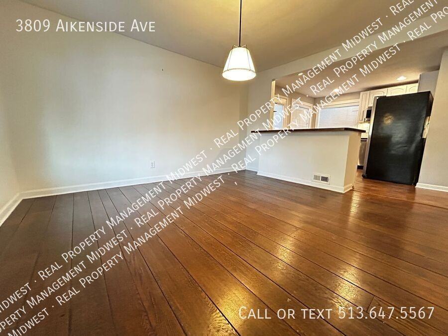 3809 Aikenside Ave - Photo 6 of 23