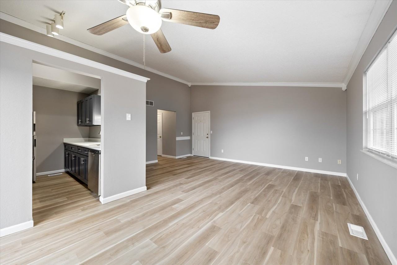 2636 Villa Park Dr #D - Photo 5 of 14