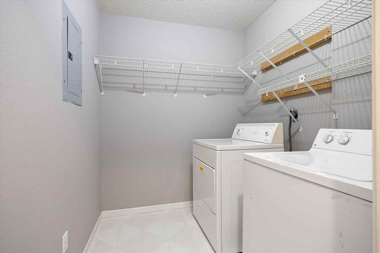 2636 Villa Park Dr #D - Photo 6 of 14