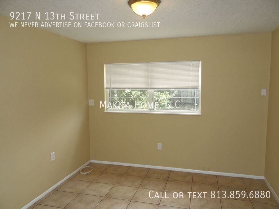 9217 N 13th St - Photo 5 of 12