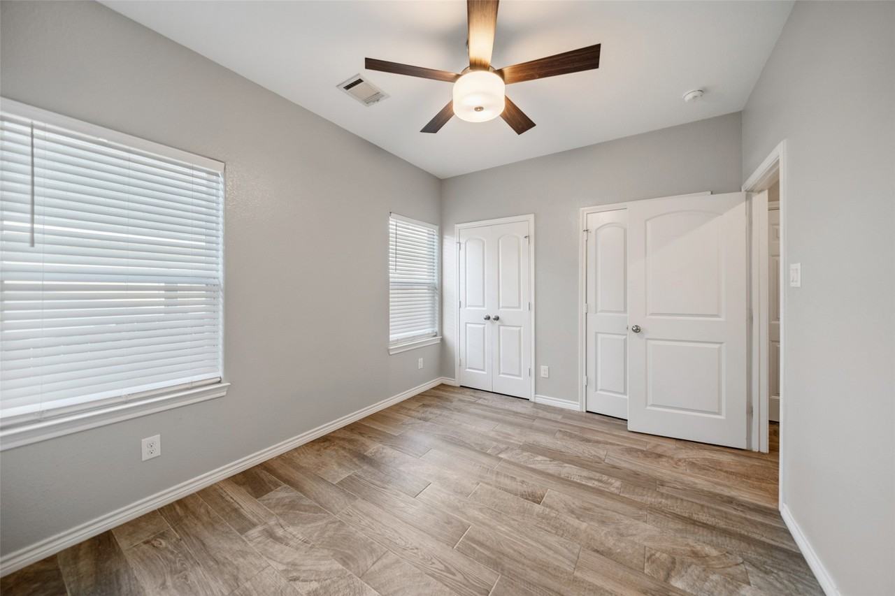 16928 Kempwood #16928 - Photo 7 of 20