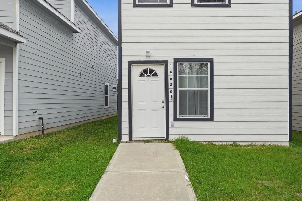 16680 E Ivanhoe #16680 - Photo 7 of 32