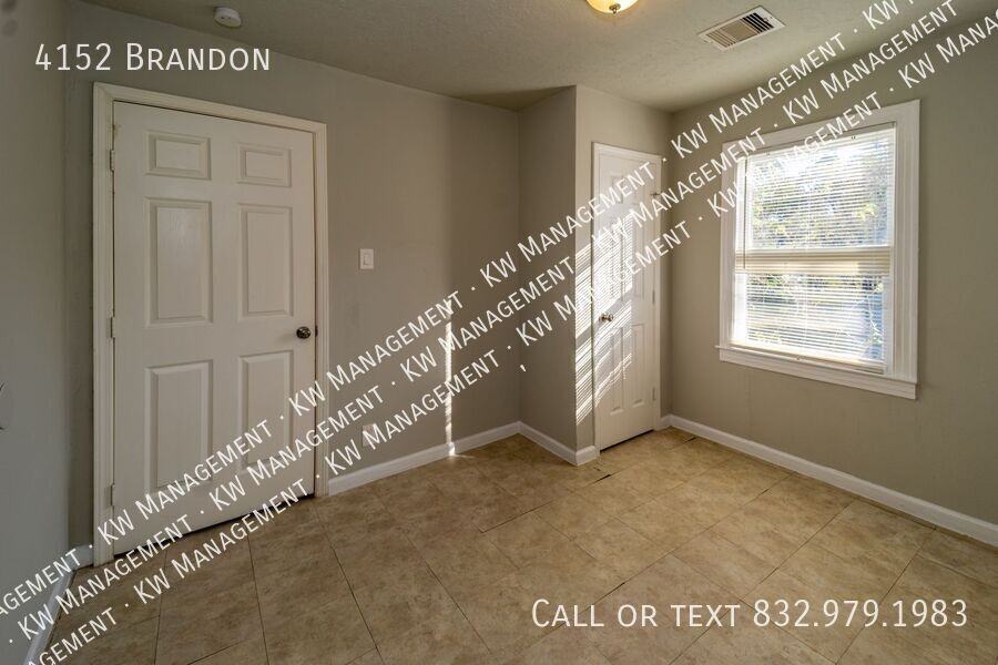 4152 Brandon St - Photo 4 of 14