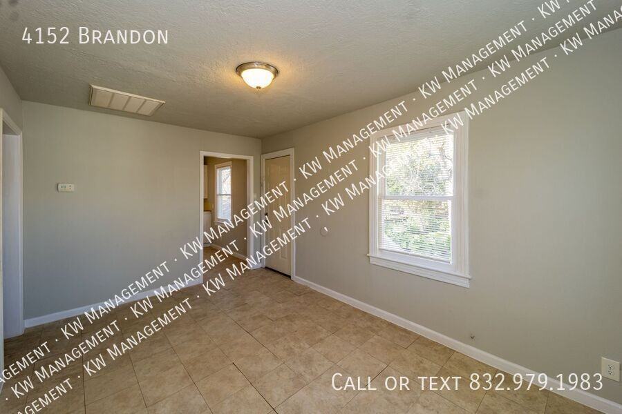 4152 Brandon St - Photo 5 of 14