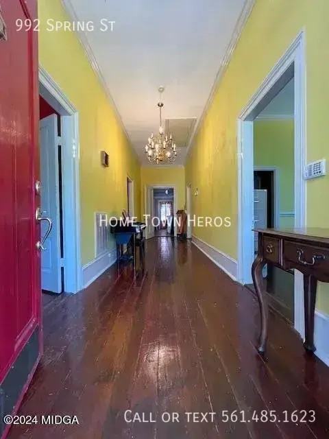 992 Spring St - Photo 2 of 11