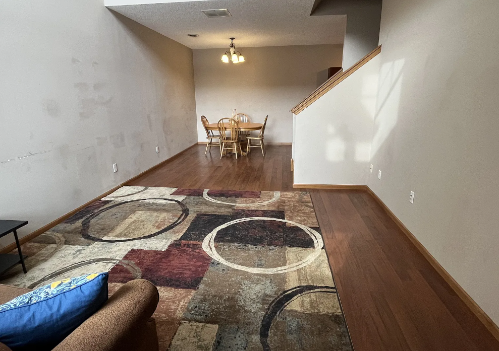 5323 173rd St W - Photo 4 of 23