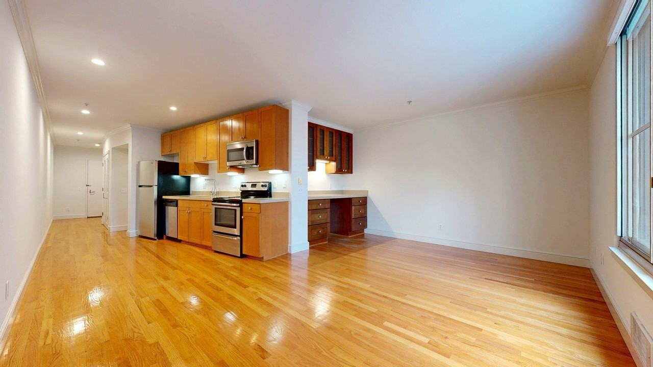 3322 Buchanan St #210 - Photo 2 of 20