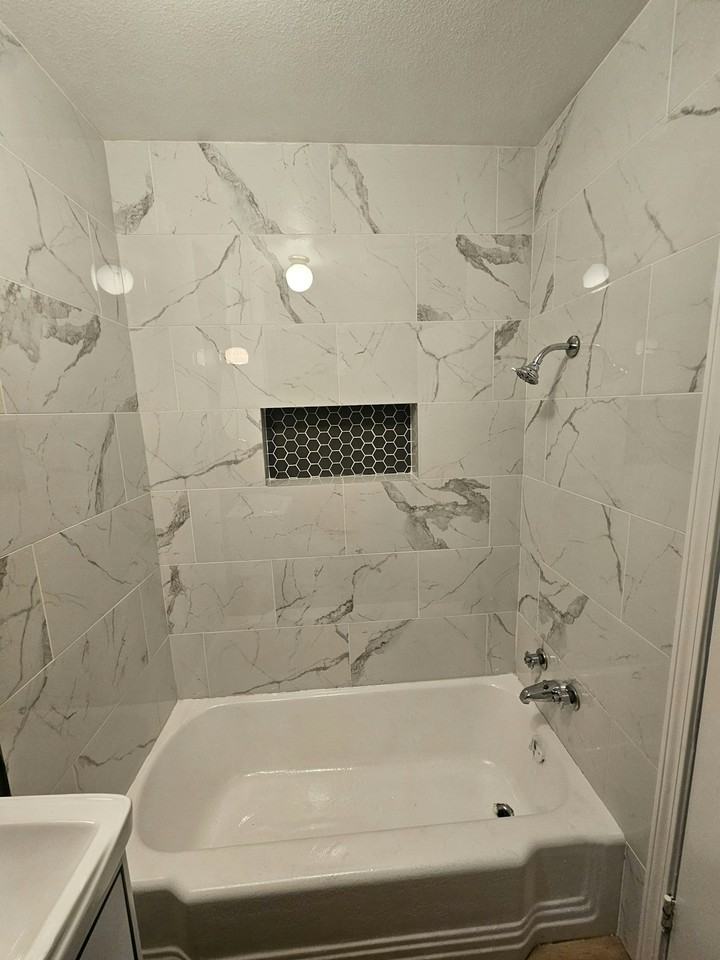 201 Flat Creek Rd, Unit 1 - Photo 5 of 5