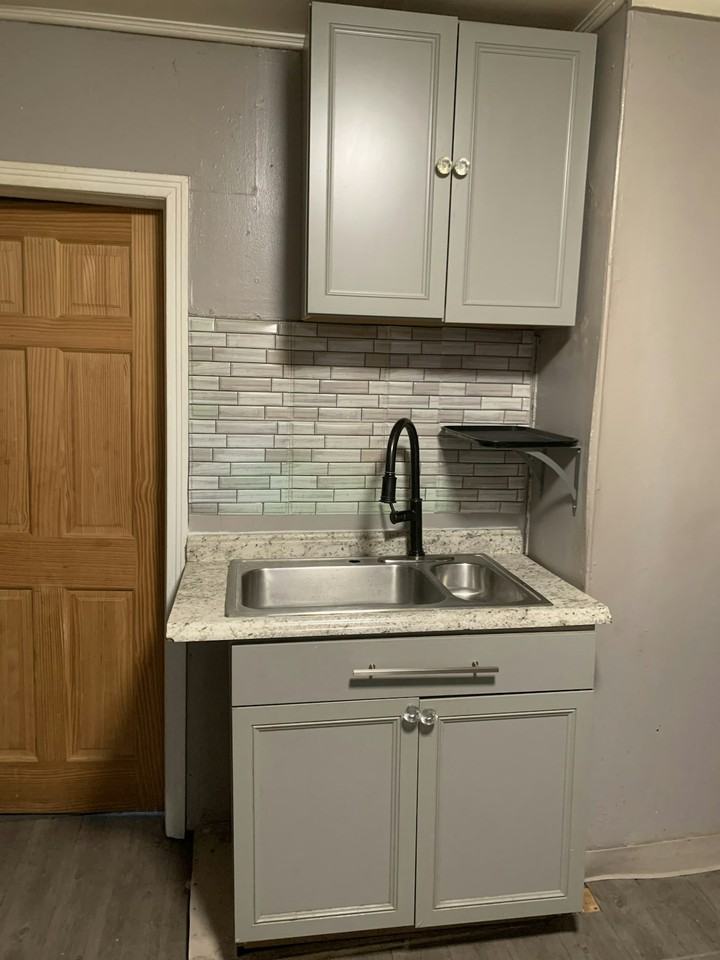 461 Rich Street, Unit 1 - Photo 3 of 13