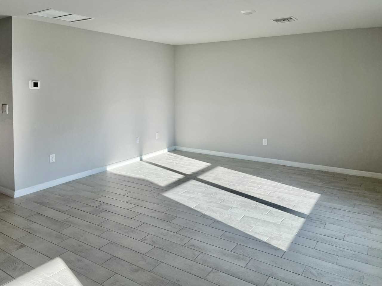 5029 South Rosebud Circle - Photo 5 of 16