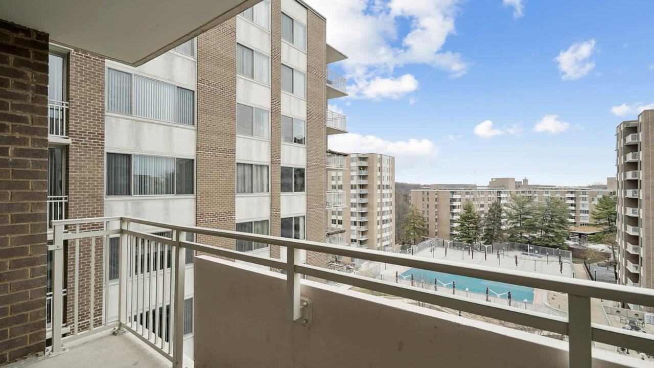 3003 Van Ness - Photo 4 of 55