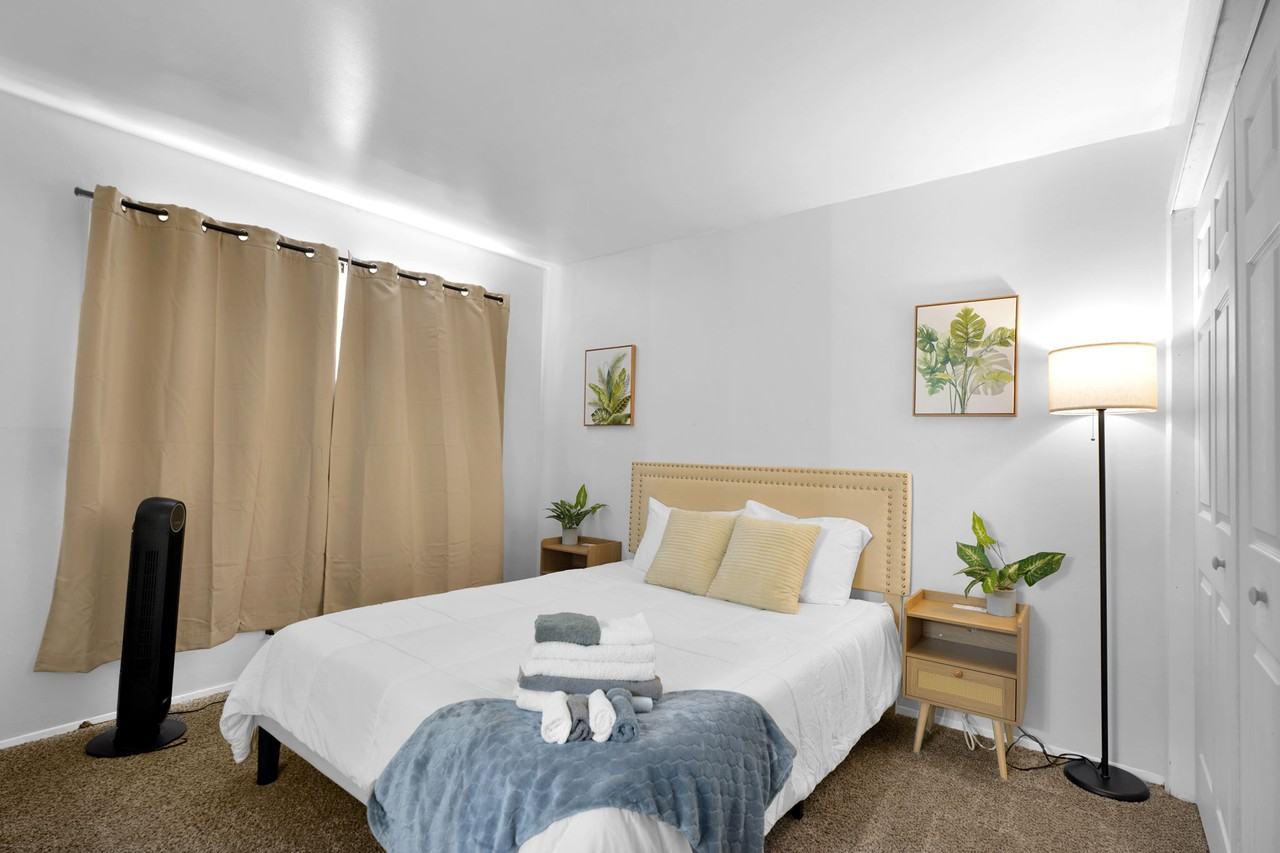 406 Edgar St #4 - Photo 2 of 17