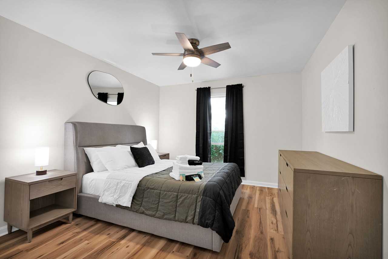 625 Village Ln #B - Photo 2 of 18