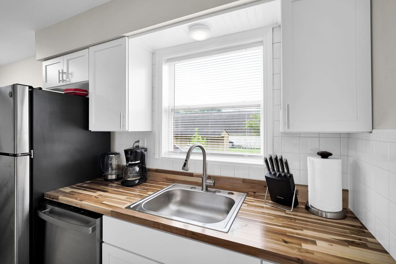 625 Village Ln #B - Photo 6 of 18