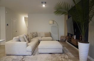 385 Nw 9th St - Photo 1 of 1