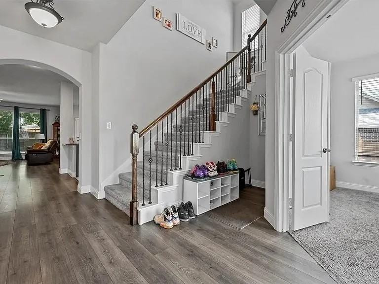 1902 Sunflower Dr #NA - Photo 2 of 30