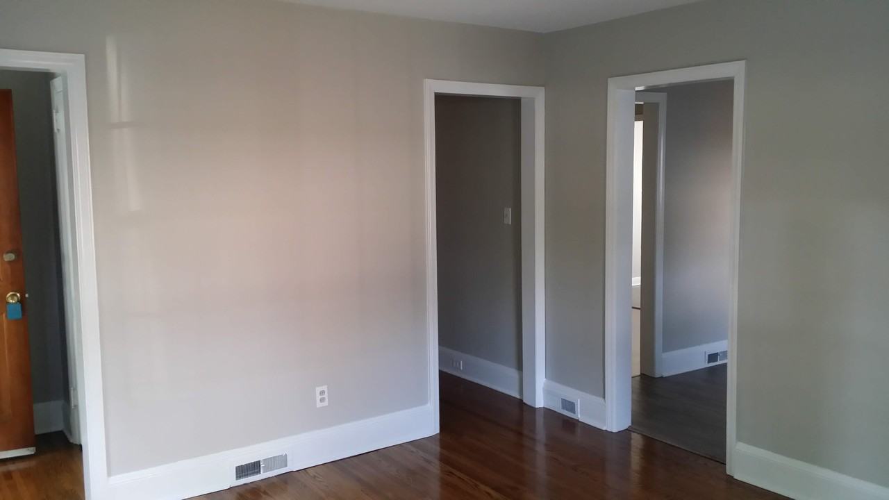 1709 Merry Oaks Rd #NA - Photo 3 of 17