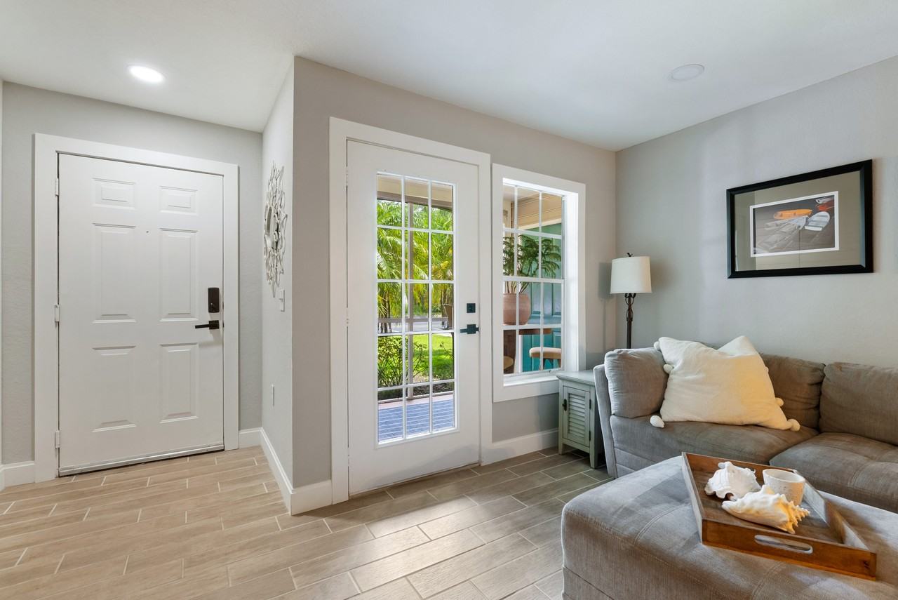 7424 Vista Way #104 - Photo 4 of 26