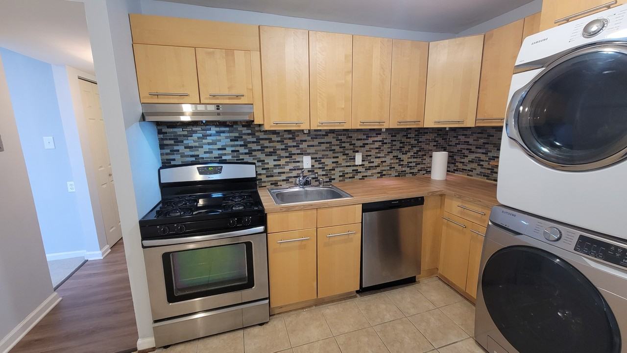 8435 Greenbelt Rd #T1 - Photo 7 of 20