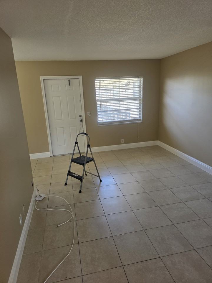 1210 Old Boynton Rd #116 - Photo 2 of 12