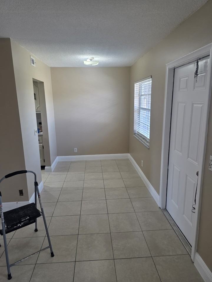 1210 Old Boynton Rd #116 - Photo 3 of 12